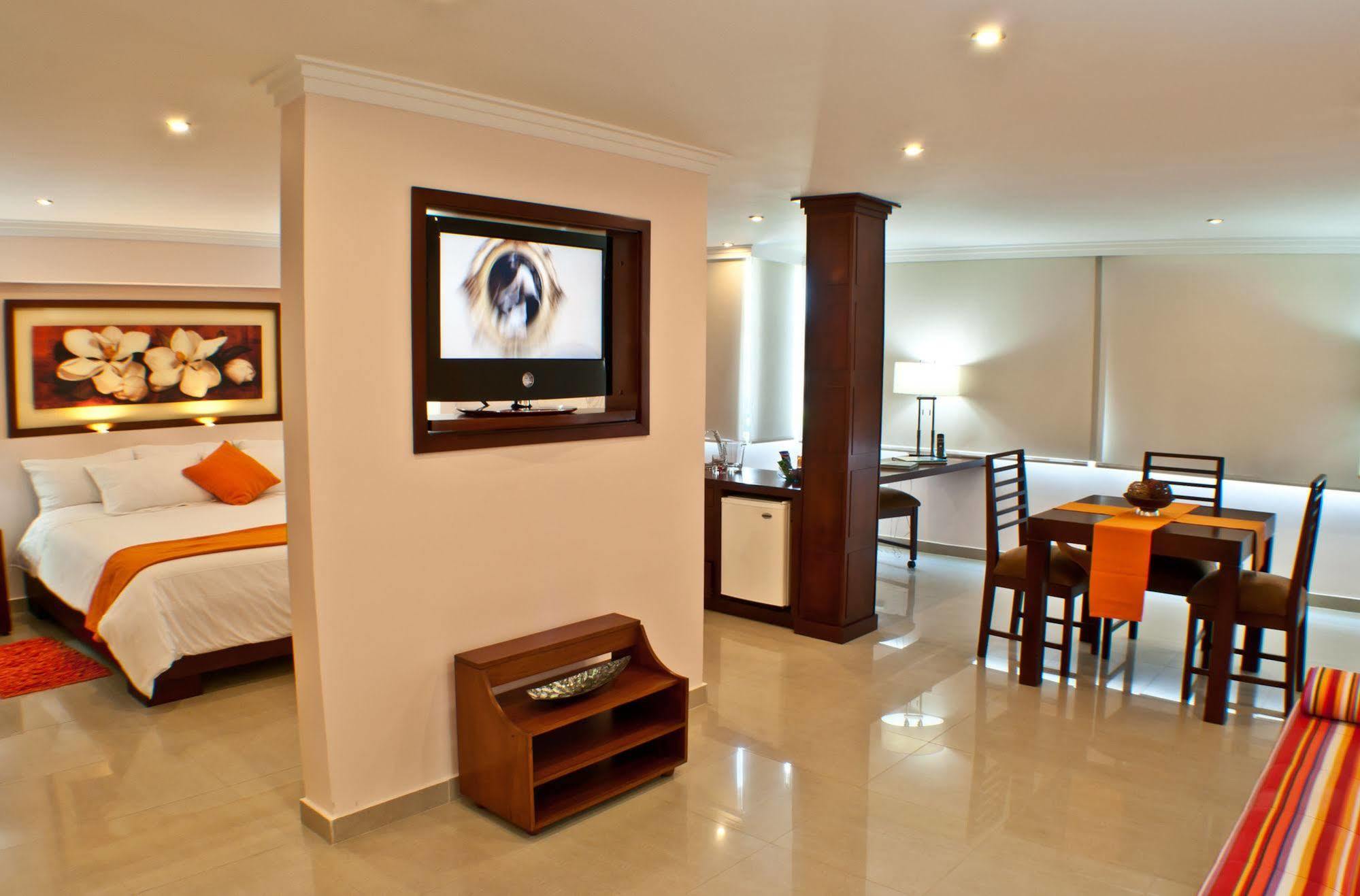 Hotel Arhuaco Rodadero 4*